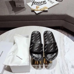 발렌시아가 남여공용 신상 슬리퍼 26324 블랙
