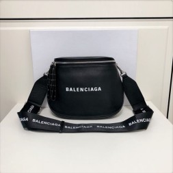 발렌시아가 신상 크로스백 180012 블랙