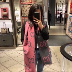 구찌 신상 스카프 G3649-2