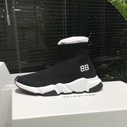 발렌시아가  남여공용 스피드러너  런닝화 26303