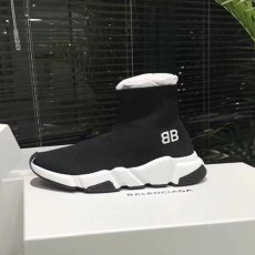 발렌시아가  남여공용 스피드러너  런닝화 26303