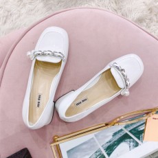 미우미우 신상 로퍼 57208 화이트