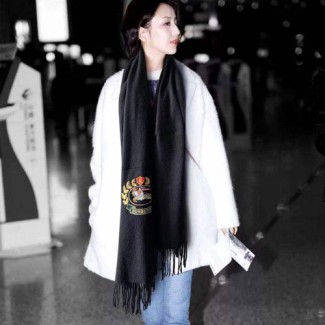 버버리 신상 스카프 BB3623