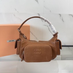 미우미우 나파 가죽 호보백 5BC146-4