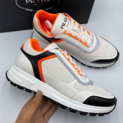 프라다  신상 신상 스니커즈 F0757