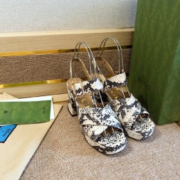 구찌 신상 샌들 656874-2