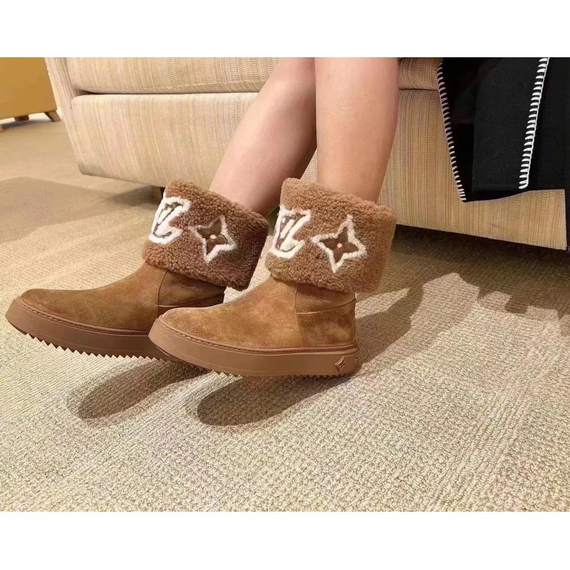 루이비통 어그부츠 M04671 브라운