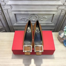 로저비비에 신상 펌프스 RV5476