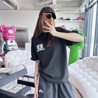 발렌시아가 남여공용 반팔  528805-2