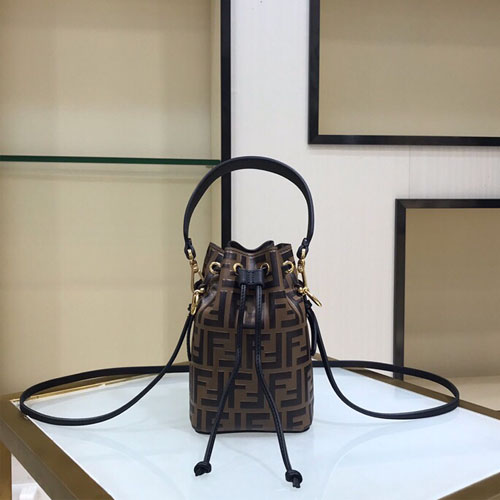 펜디 몬트레조 미니 버킷백 8BS010