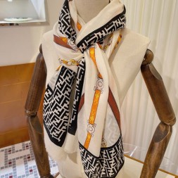 펜디 신상 스카프 FD70218