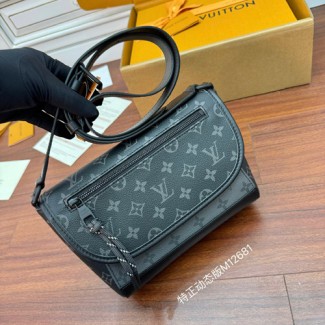 [VVIP] 루이비통 펄스 메신저 M12681