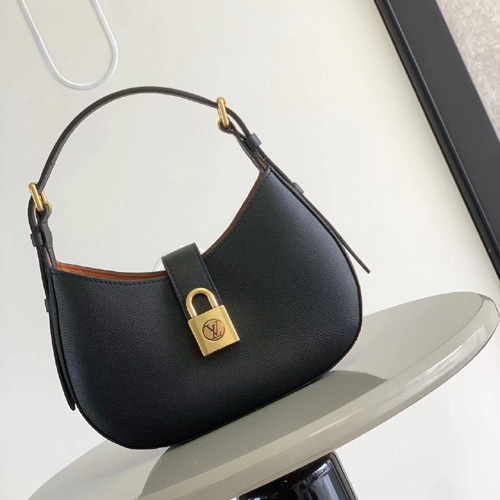 루이비통 로우 키 숄더백 M24611-3