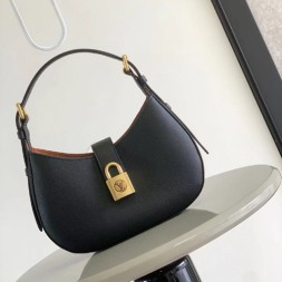 루이비통 로우 키 숄더백 M24611-3