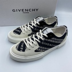 지방시 남여공용 신상 스니커즈 GV39068-4