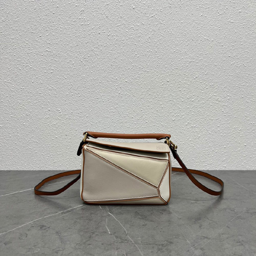 로에베 퍼즐백 미니 11020-11