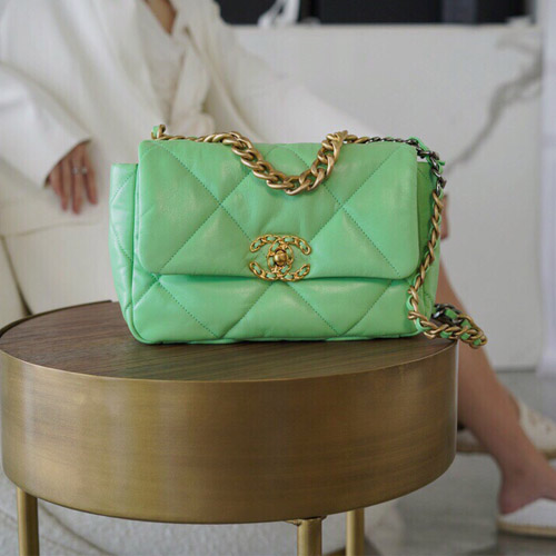  샤넬 CHANEL 19 스몰 플랩 백 AS1160 연두