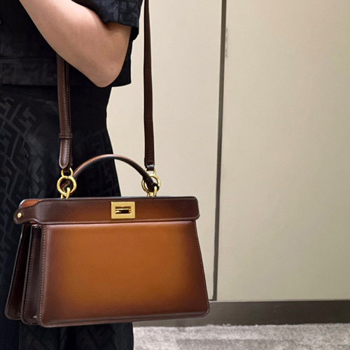 펜디 피카부 I SEE U EAST-WEST 8BN323-3