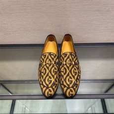 구찌 남성용 신상 구두 620243