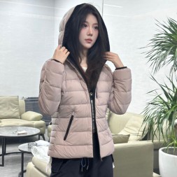 몽클레어 여성용 헤르베 숏패딩 MC3670