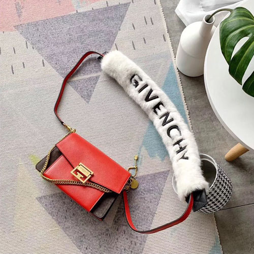 지방시 신상 GV3 스몰 숄더백 BB501 레드 금장