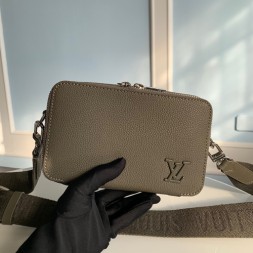 루이비통 알파 웨어러블 월릿 M59161 그린