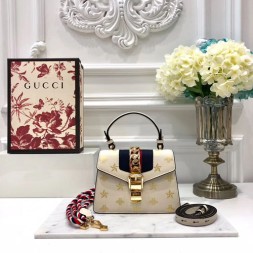 구찌 실비 비스타 미니 숄더백 470270 아이보리