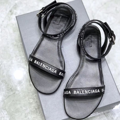 발렌시아가 신상 샌들 565828 블랙