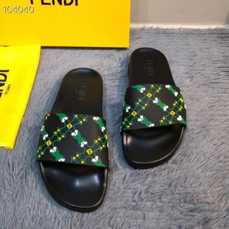 펜디 남여공용 신상 슬리퍼 FD46052