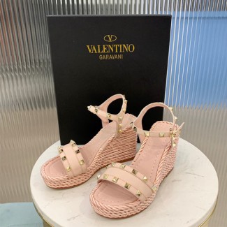 발렌티노 신상 샌들 2S0S26