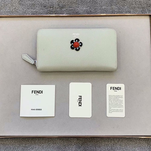 펜디 신상 장지갑 F0299 아이보리