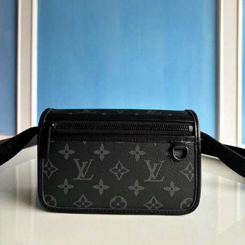 루이비통 보스포어 웨어러블 월릿 M12599