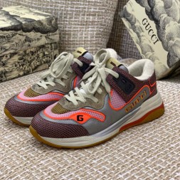 구찌 남여공용 신상 스니커즈 620279-1