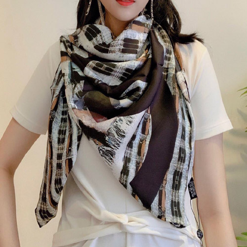 샤넬 신상 스카프 G3679