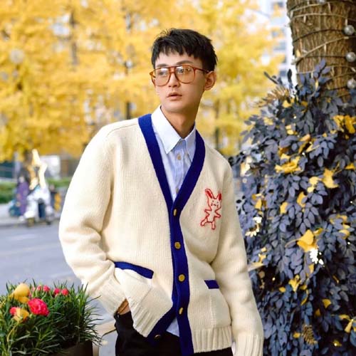 구찌 남여공용 가디건 617598