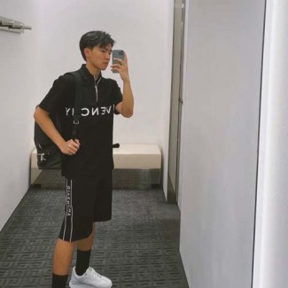 지방시 남여공용 반팔 G02576