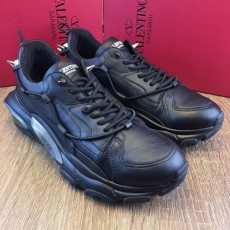 발렌티노 남성용 신상 스니커즈 NW50055 블랙