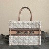 디올 북 토트백 미듐 M1296