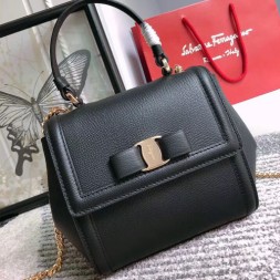 페레가모 바라 보우 스몰 탑핸들백 21G646 블랙