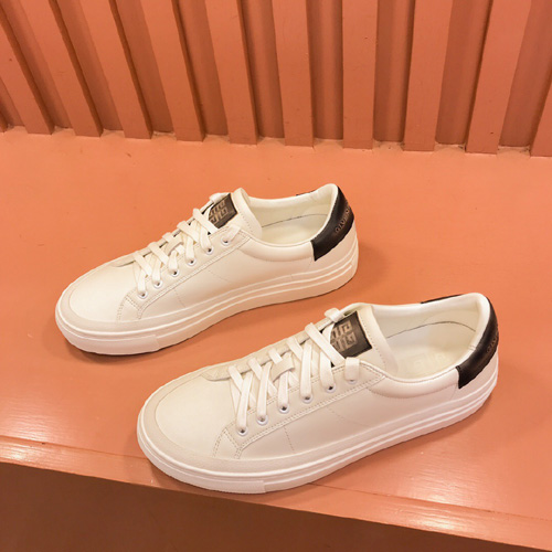 지방시 남성용 스니커즈 GV390702-5