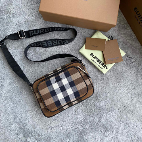 버버리 남여공용  크로스백 80441779