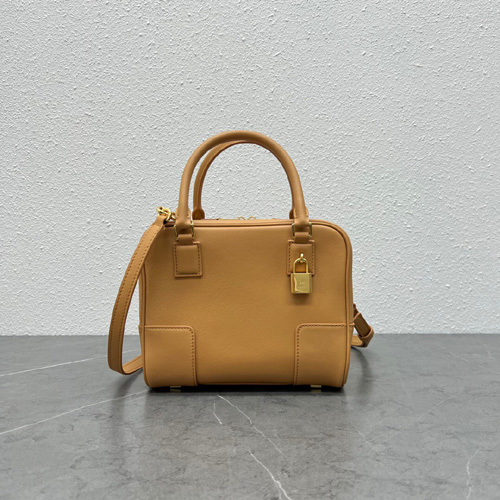 로에베 아마조나 19 스퀘어백 11900-3