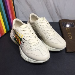 구찌 남여공용 롸이톤  스니커즈 500878