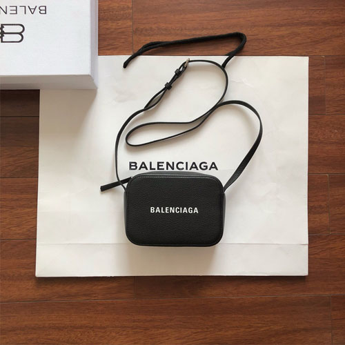 발렌시아가 에브리데이 카메라 백 XS 552372 블랙