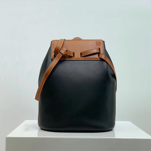 로에베 라조 버킷백 323798 블랙