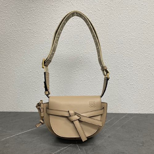 로에베 게이트 듀얼백 미니 11004-4