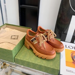 구찌 신상 로퍼 656870 브라운