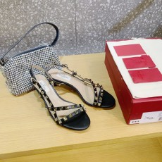 발렌티노 여성 샌들 V0919 블랙