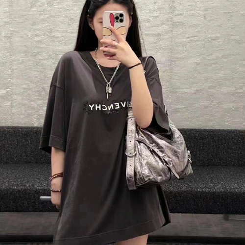 지방시 남여공용 반팔  G02589