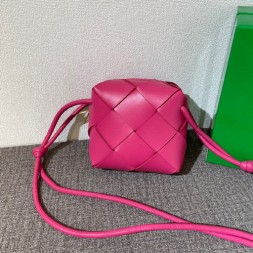 보테가 미니 카세트 카메라 백 701915-6